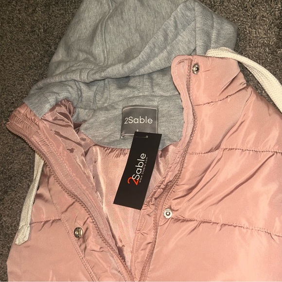 2Sable Mauve Puffer and Gray Hooded Jacket - Picture 2 of 2